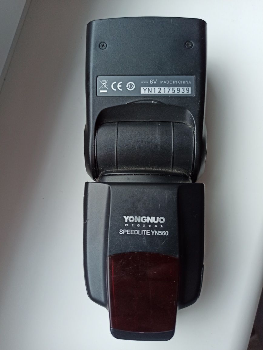 Фотовспышка Yongnuo Speedlite YN560