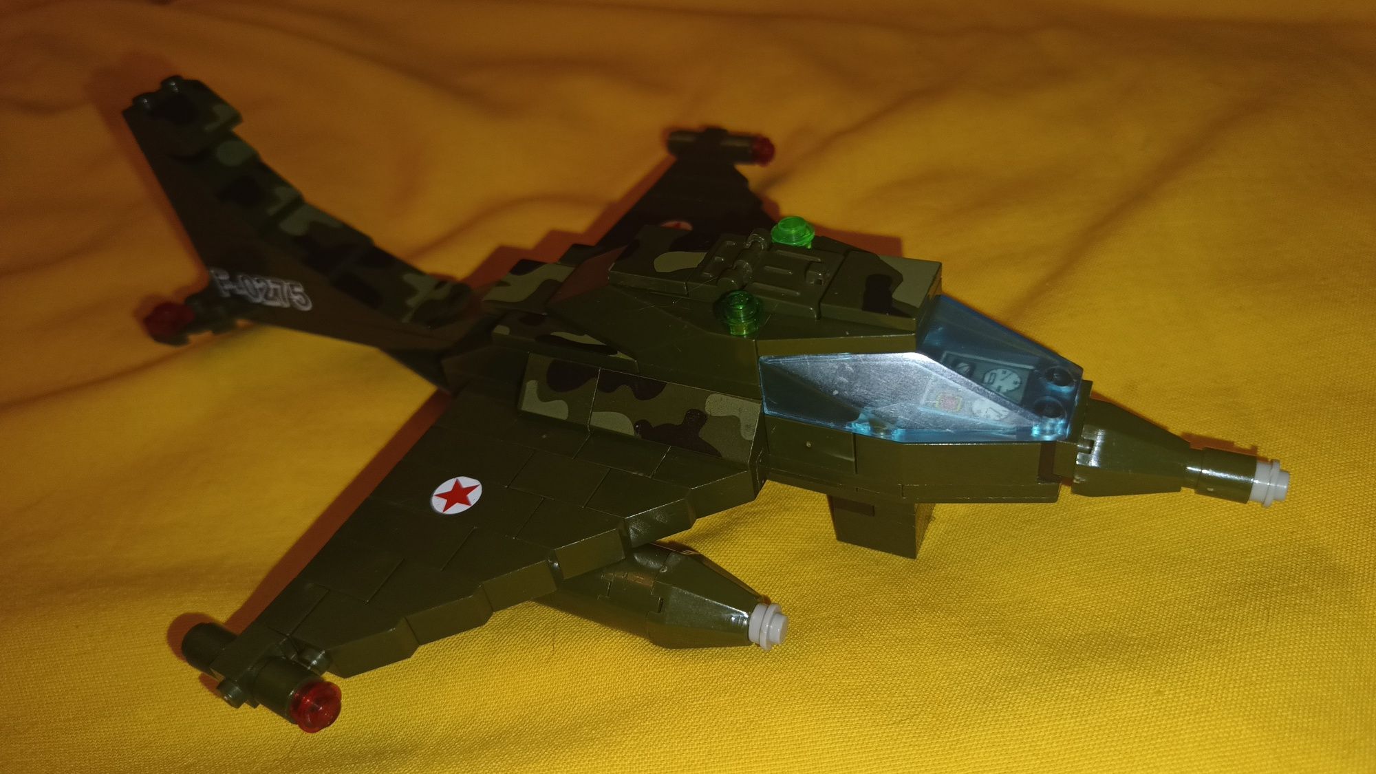 Игра конструктор Lego/Brick F-0275 Самолёт истребитель штурмовик.
