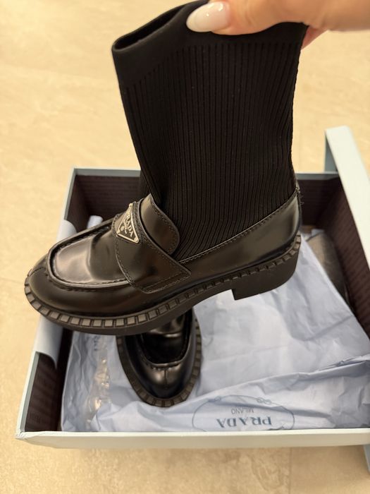 Чоботи , чулкі . Прада 36 розмір . 23.5 устілка