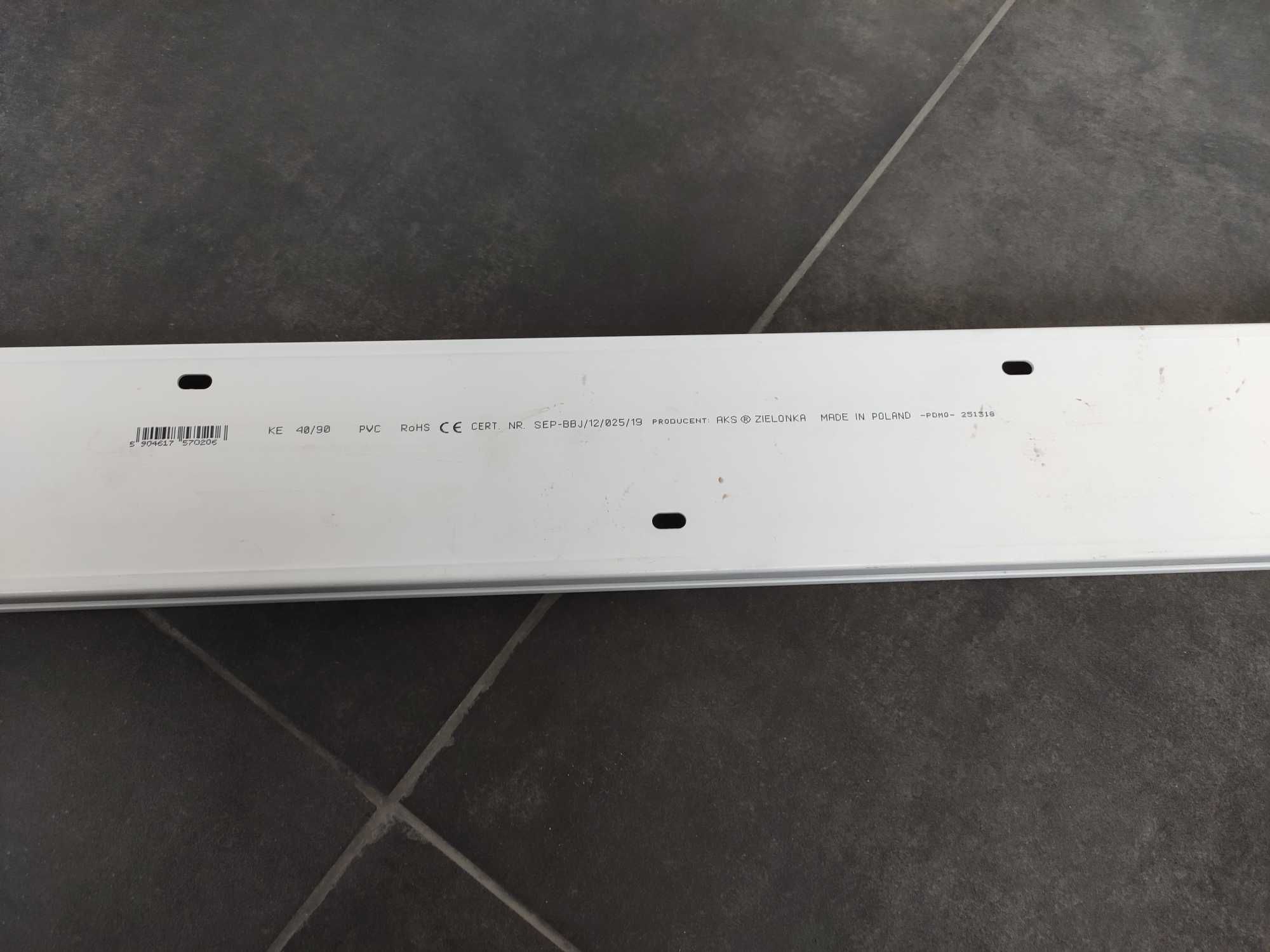 Kanał podtynkowy telewizyjny kablowy ok. 105cm 90x40 płaski kortyko 1m