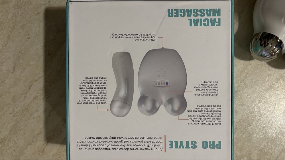 EMS масажер для обличчя