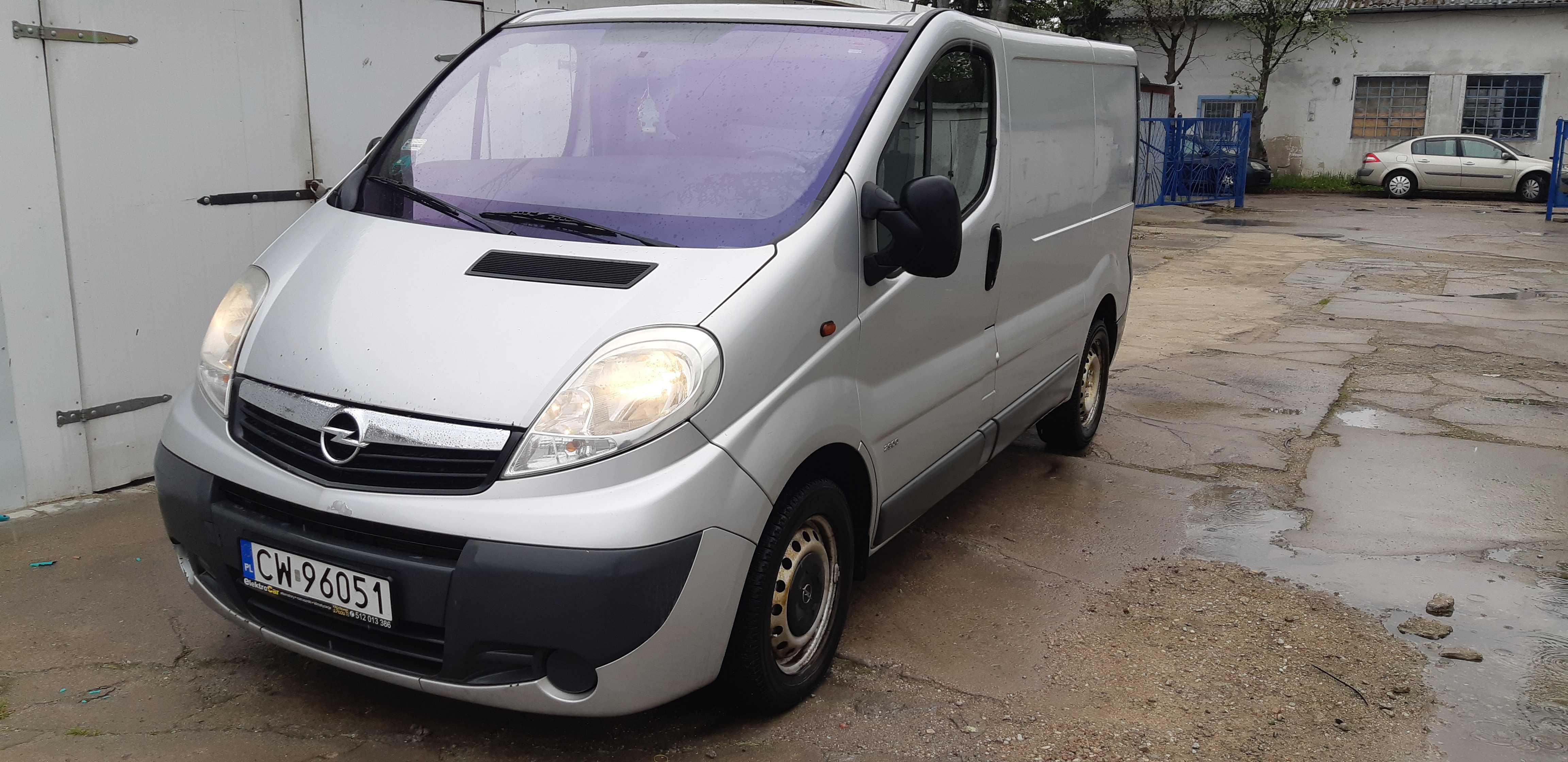 Opel Vivaro 2.5 CDTI  KLIMA