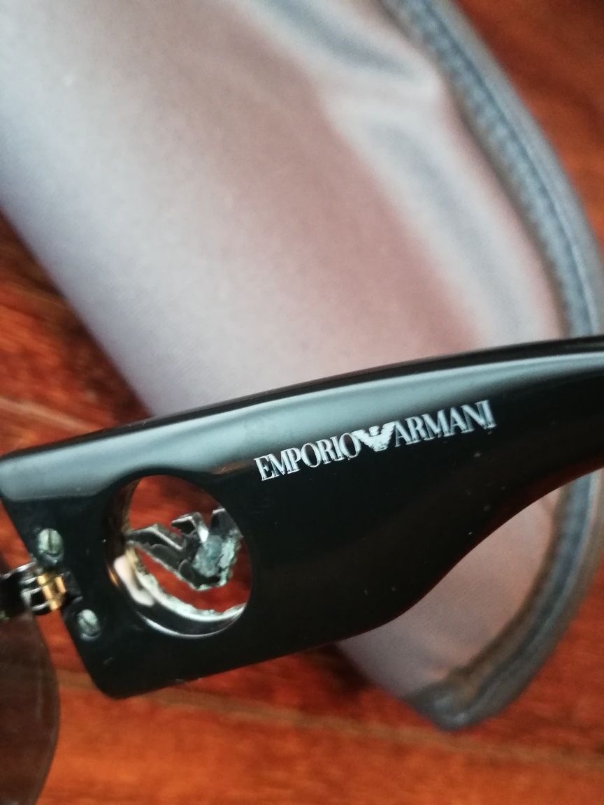 Óculos de Sol - Emporio Armani c/ respectiva bolsa