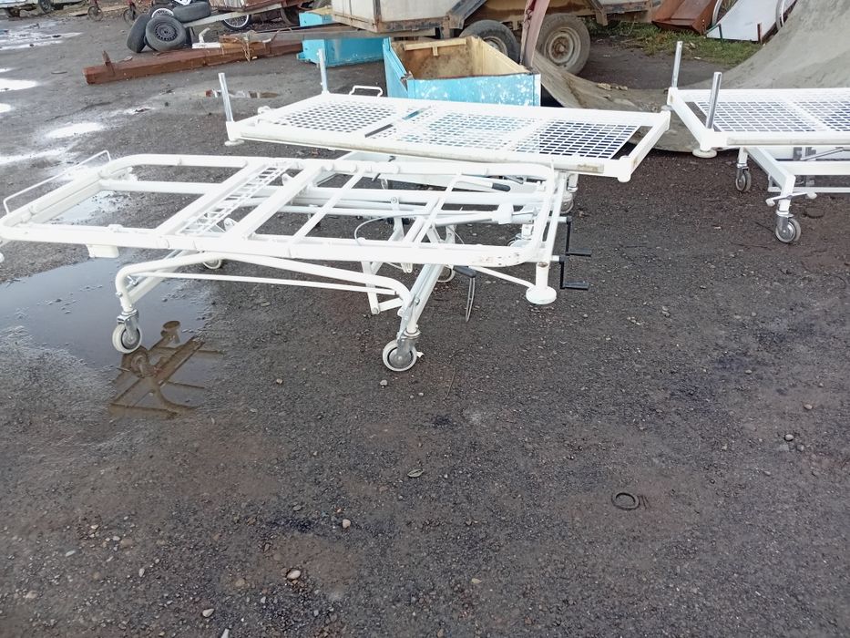 Продам медичні ліжка
