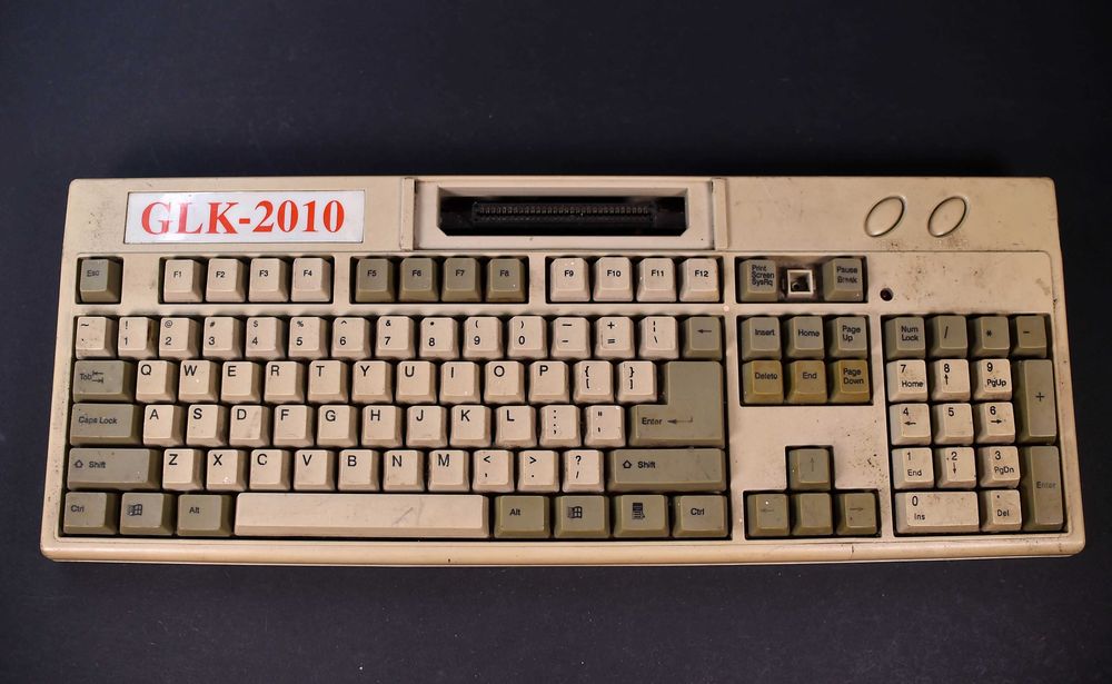 Prywatne: Gra Pegasus Na części GLK-2010 (uszk)