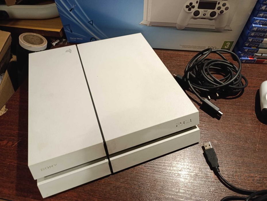 Konsola Ps4 Fat Biała 500GB stan idealny + Czyszczona