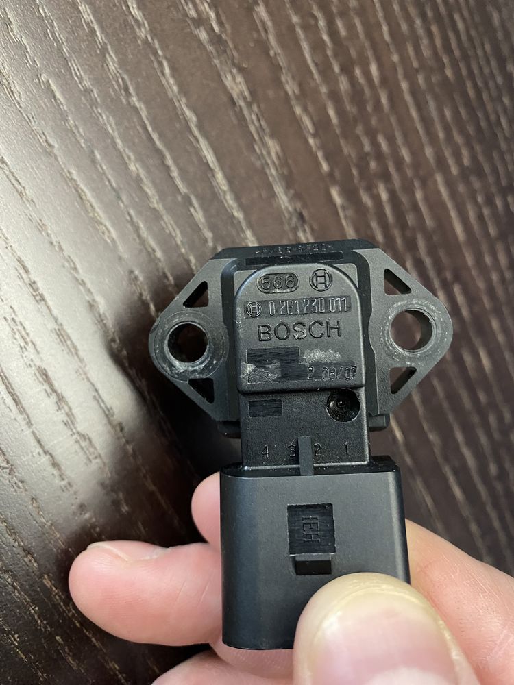 Датчик тиску BOSCH 0 261 230 011