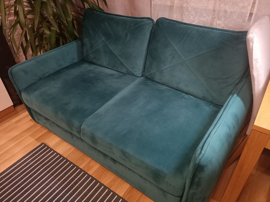 Mała sofa z funkcją spania