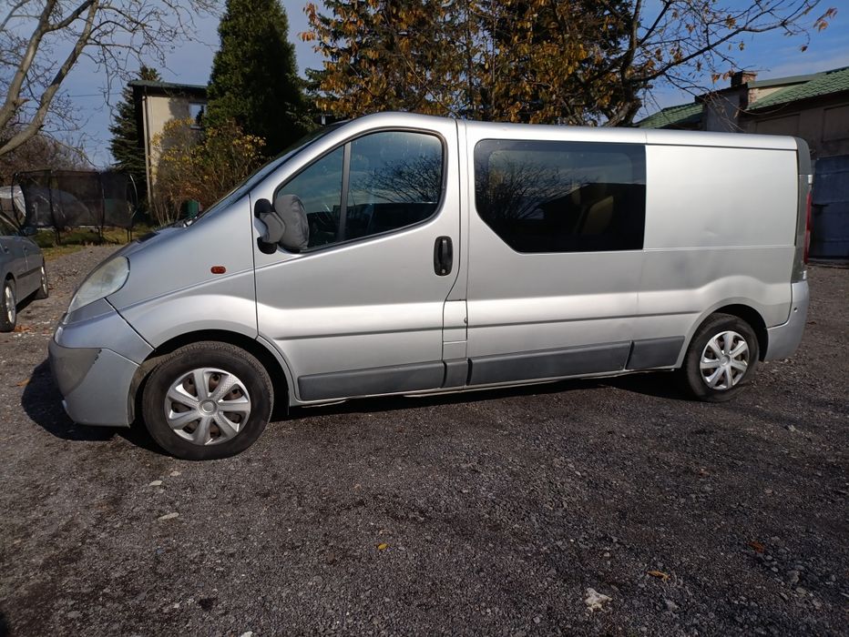 Opel Vivaro L2H1 brygadowka klimatyzacja nawigacja