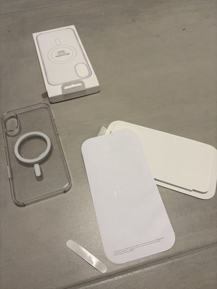ORYGINAŁ Apple Przezroczyste etui z MagSafe do iPhone’a 16 Plus