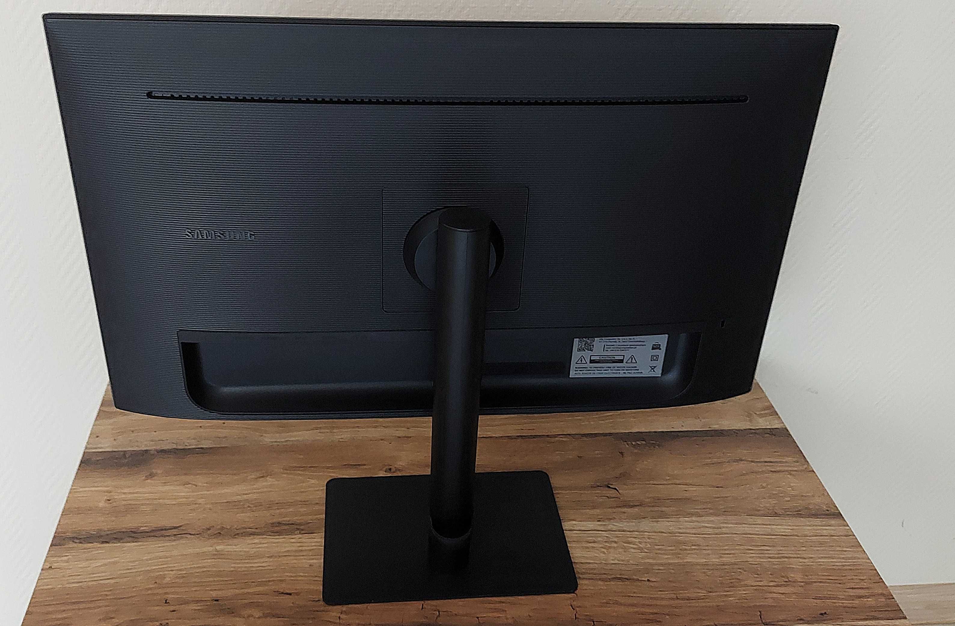 Monitor Samsung LS27B610EQU 27 " 2K IPS / PLS gwarancja 10.26
