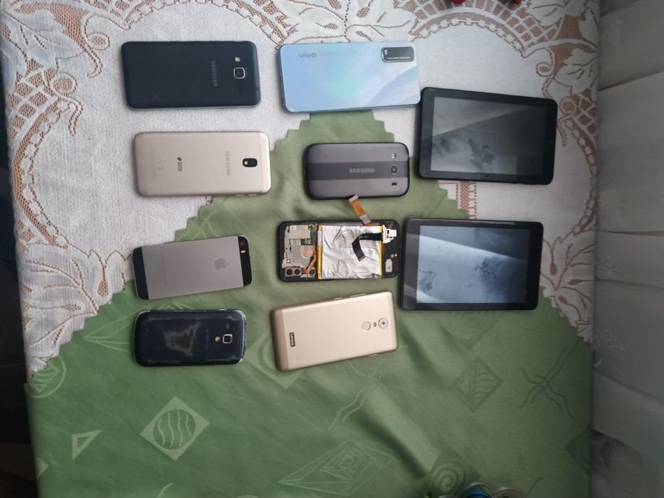 Sprzedam tel niedzialajace