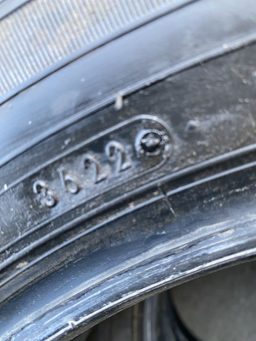 215/65 R16C Falken Linam 22г комплект  шин летних.