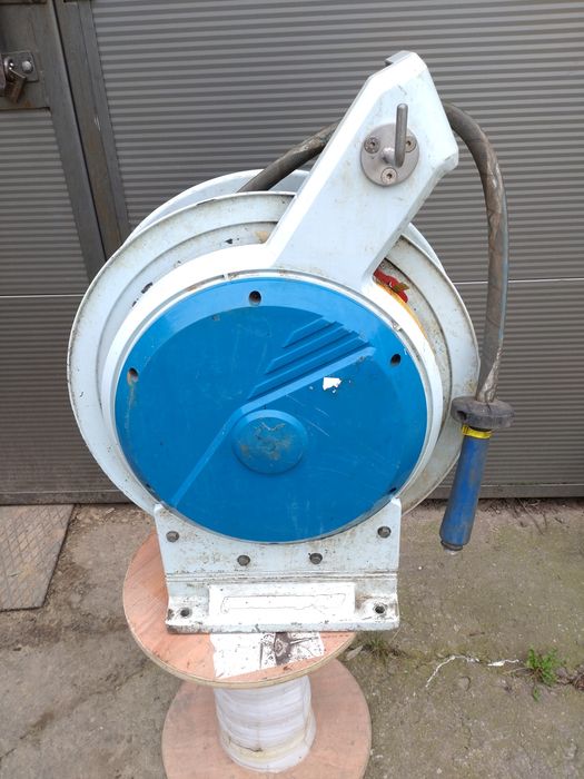 Zwijacz do węża automatyczny nederman