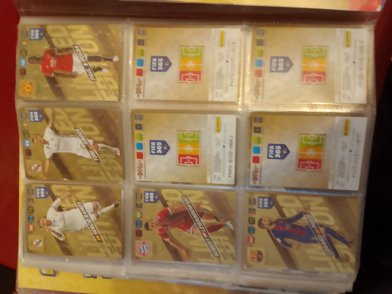 Kolekcjonerski Album Kart Piłkarskich FIFA 365 edycja 2018