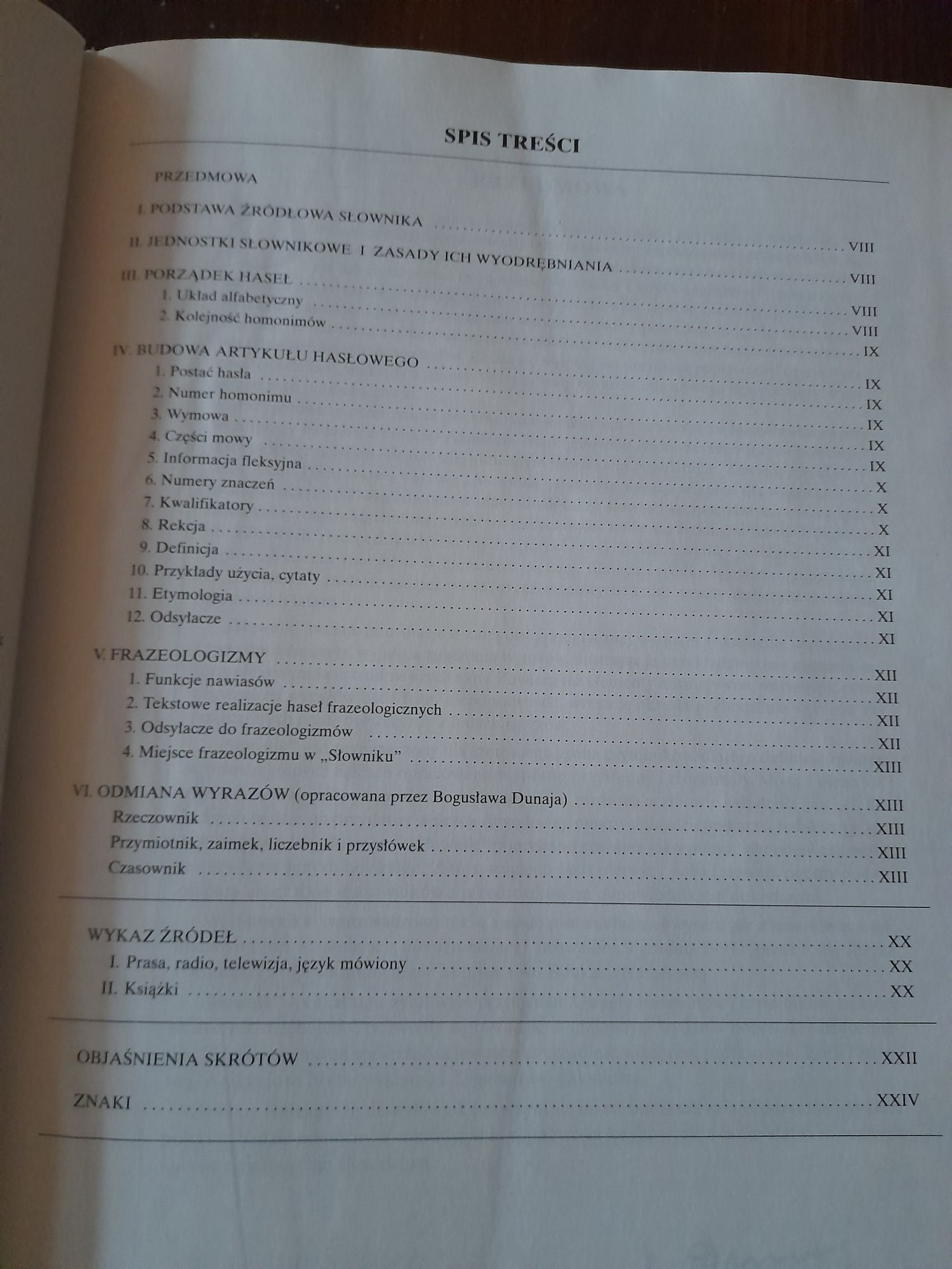 Sprzedam Uniwersalny Słownik  Języka Polskiego