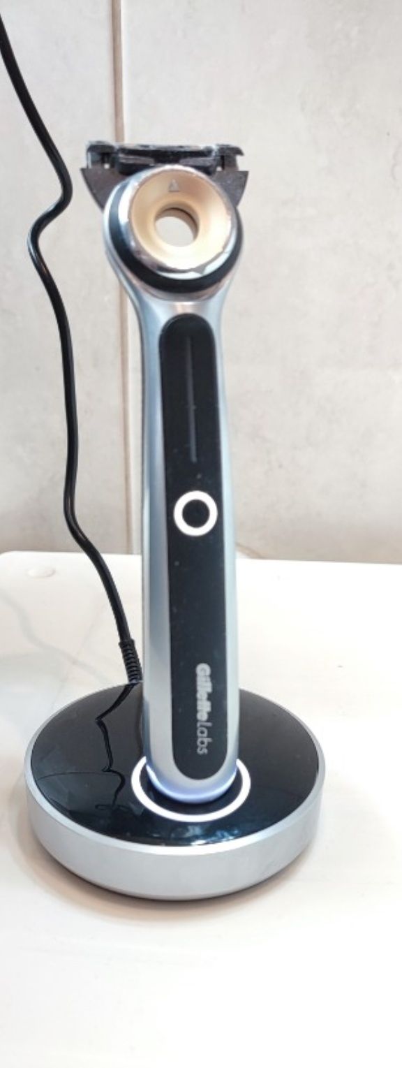 Maszynka do golenia GilletteLabs Heated Razor