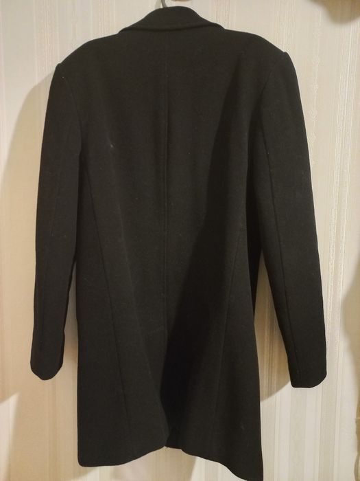 Пальто майже нове