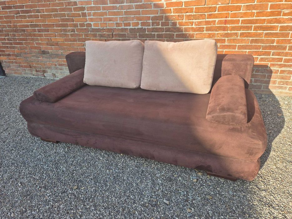 Kanapa, łóżko, sofa