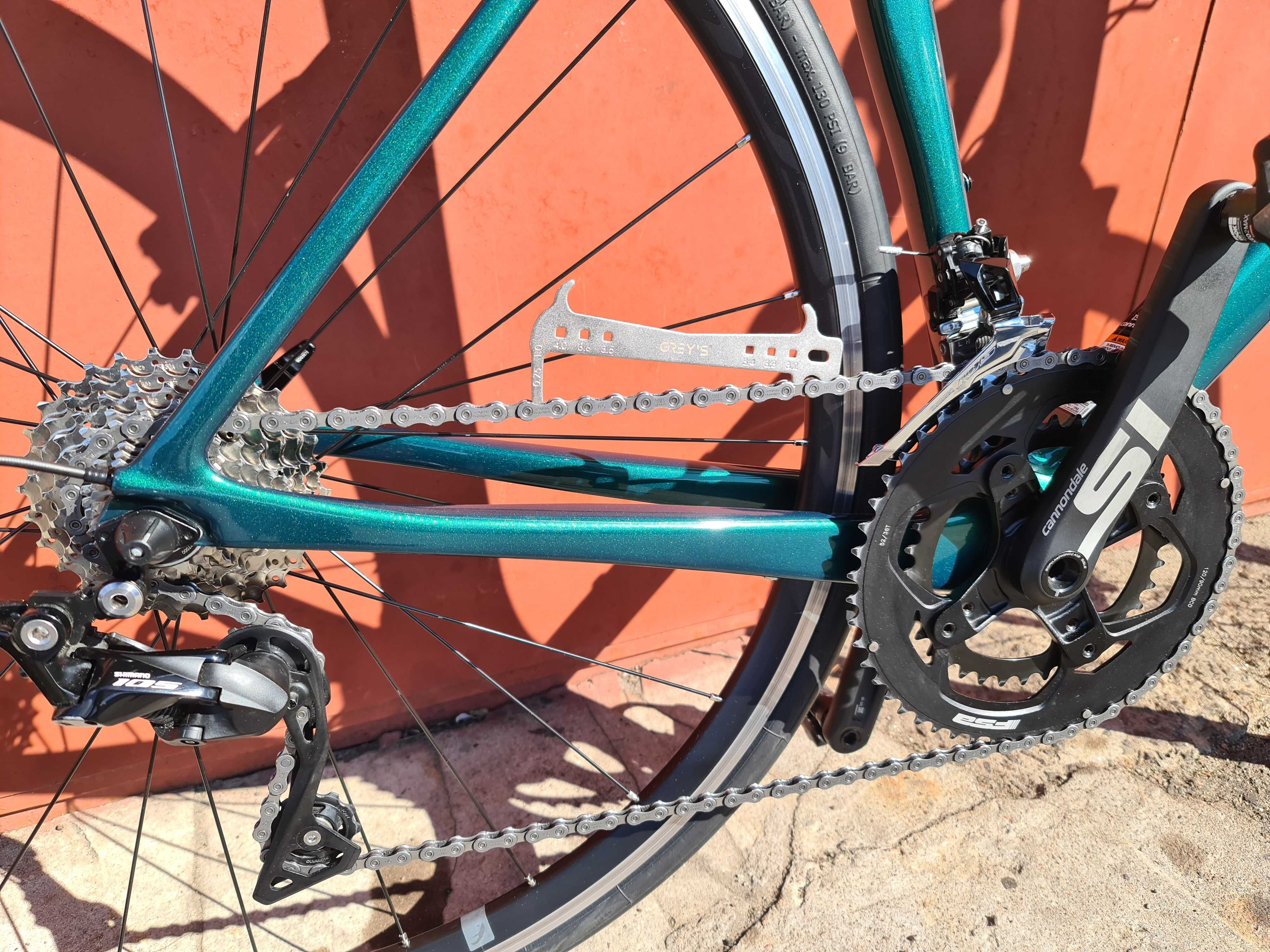 Шосейний велосипед Cannondale SuperSix Carbon рама XL58  Shimano 105