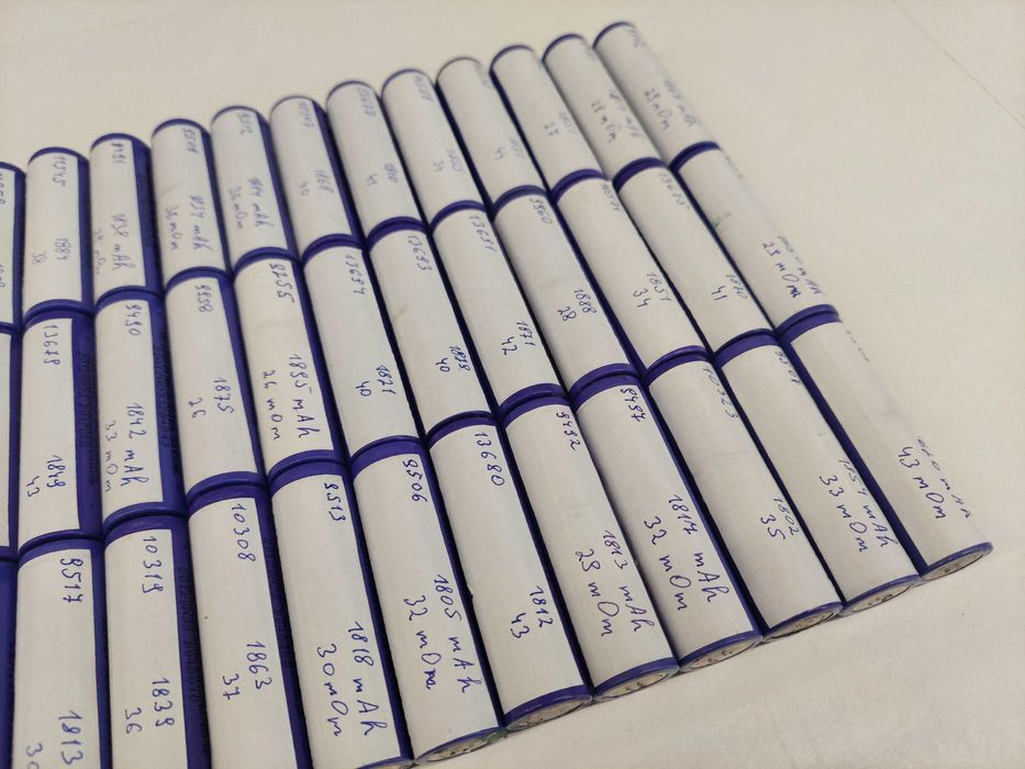 Pakiet 66 szt. testowanych ogniw 18650 CHY 1800 mAh Fioletowe.