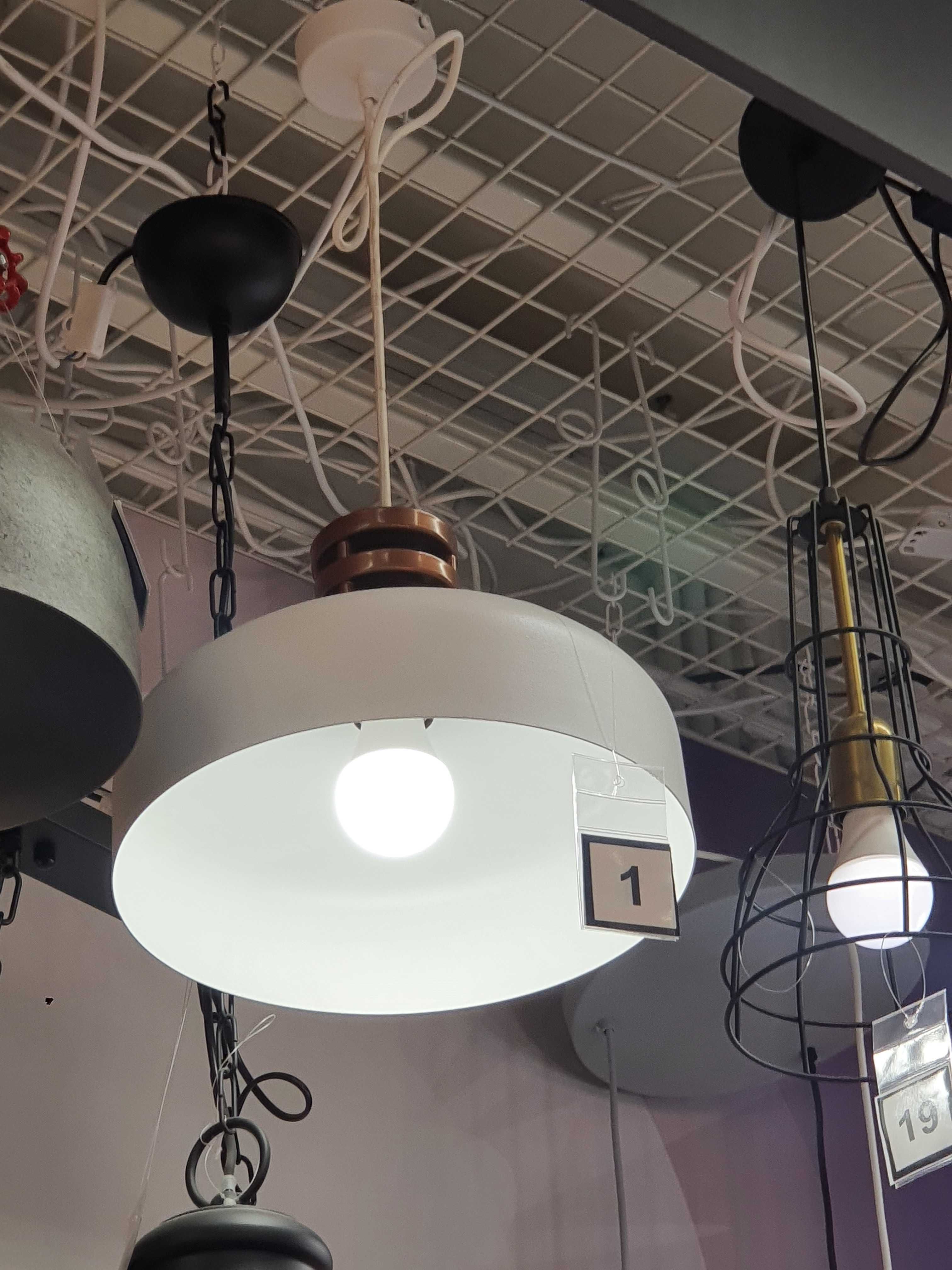 Lampa, oświetlenie  górne, oświetlenie nad stoł IKEA.