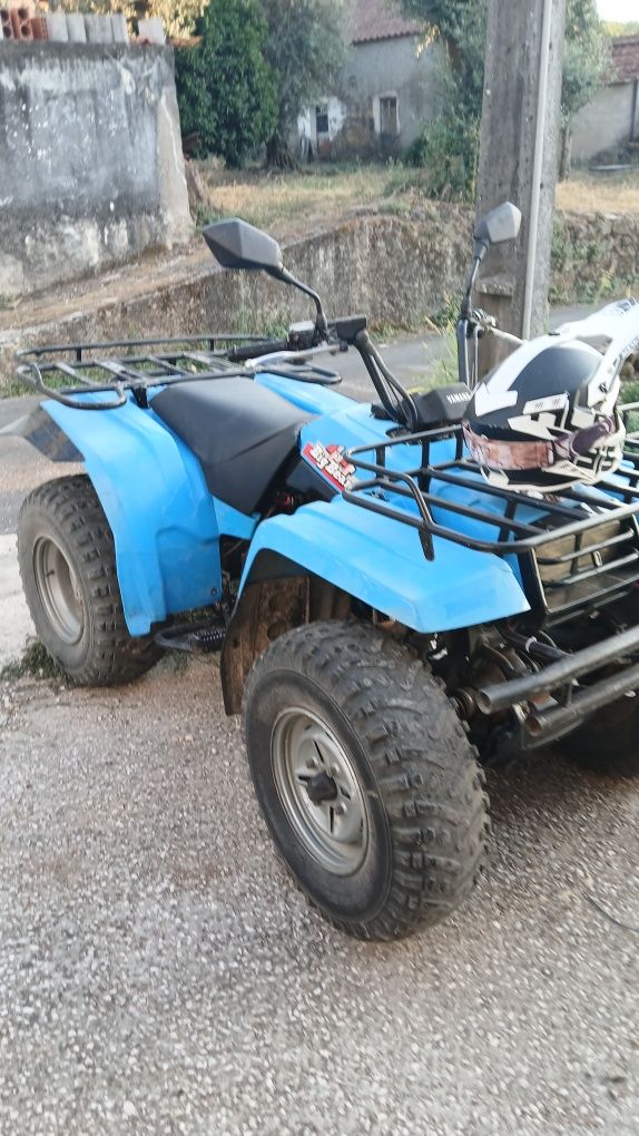 Moto 4 4x4 yamaha