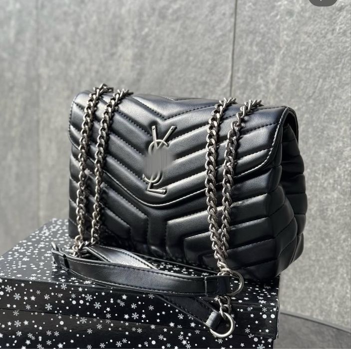 Сумка жіноча чорна