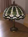 Lampa witrażowa typu Tiffany