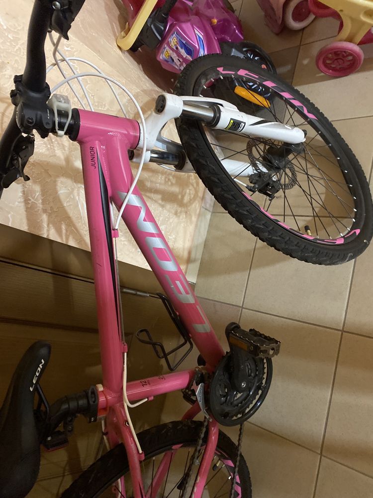 Велосипед для девочки состояние нового