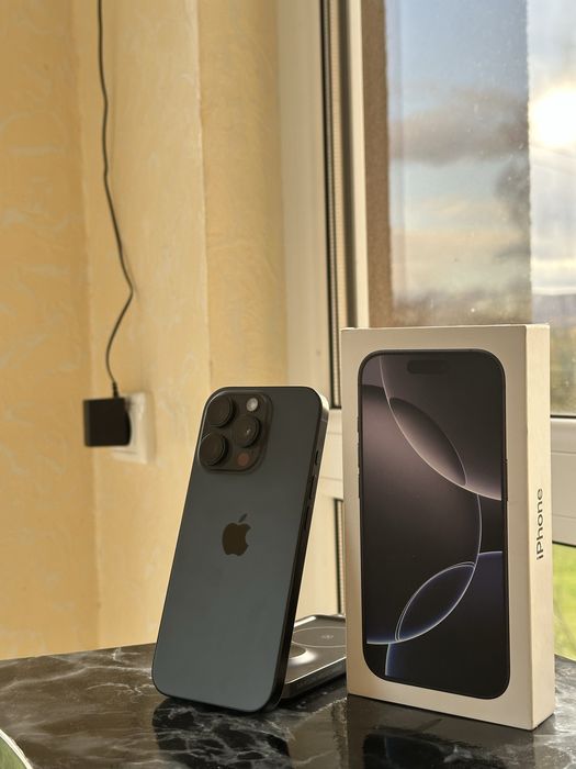 Iphone 16 pro 128Gb/ Black Titanium