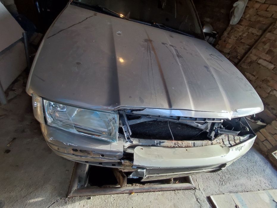 Машина Skoda Tour