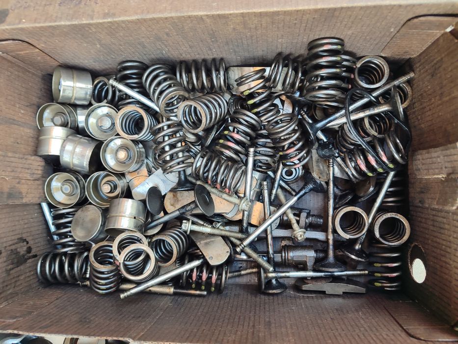 Головка колінвал поршень шатун піддон Opel Astra Vectra Zafira 2.0 2.2