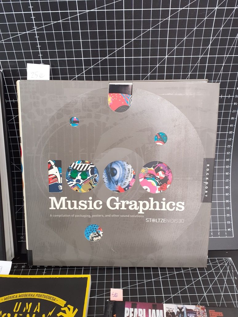 Livros Rock. music graphics,  Guitar Family trees, 100 álbuns anos 90