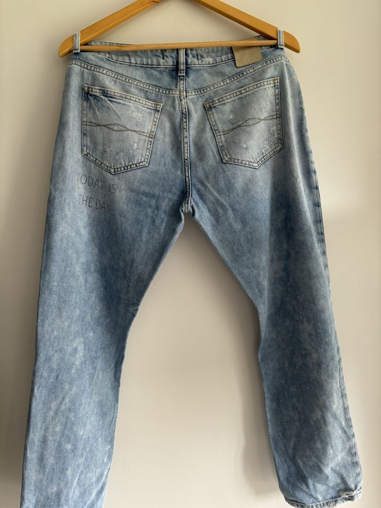 Zara jeansy przetarcia dziury 38 40 L