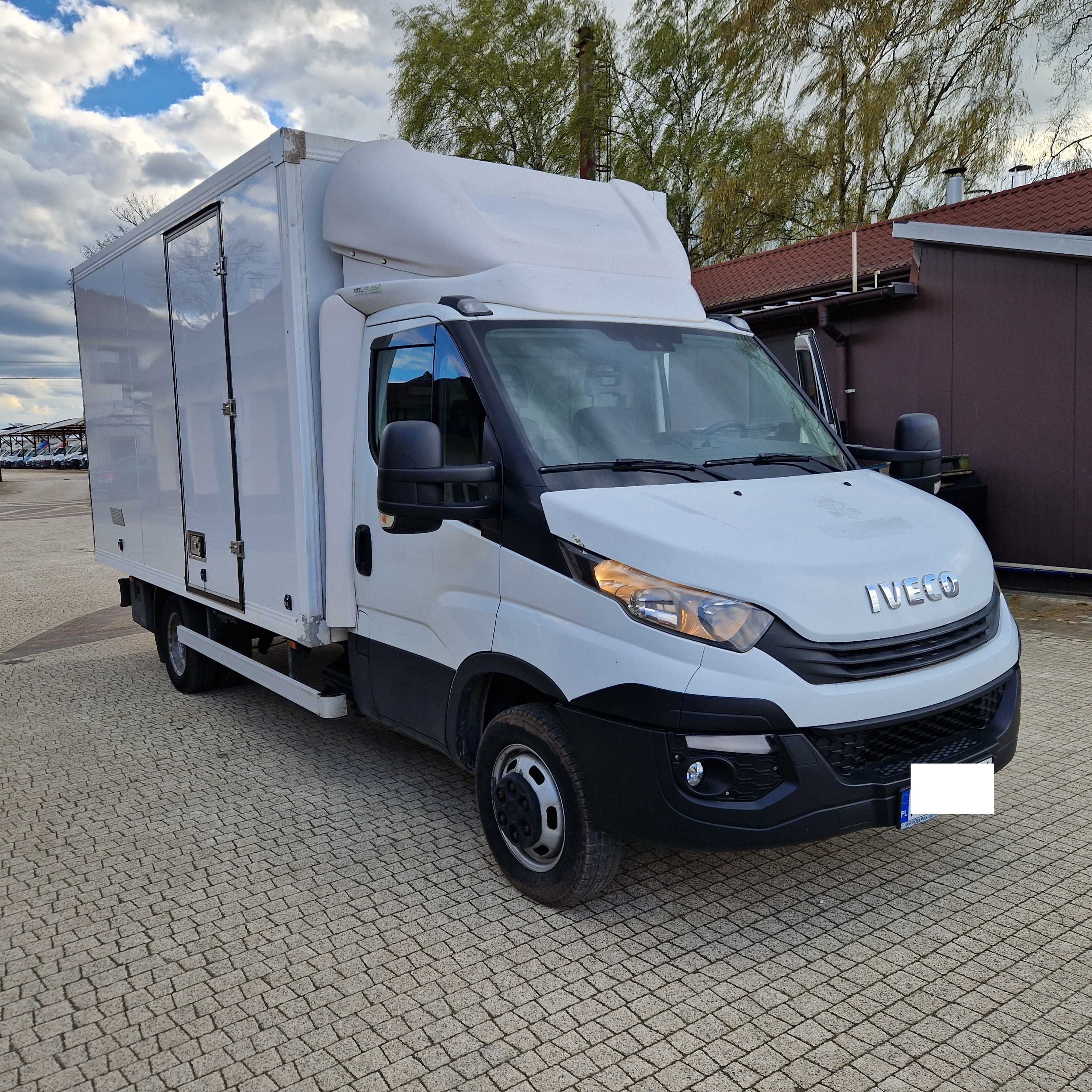 Iveco 50C/35 izoterma, dmc-3,5, 3,0d-150km, wzmocniony, brutto