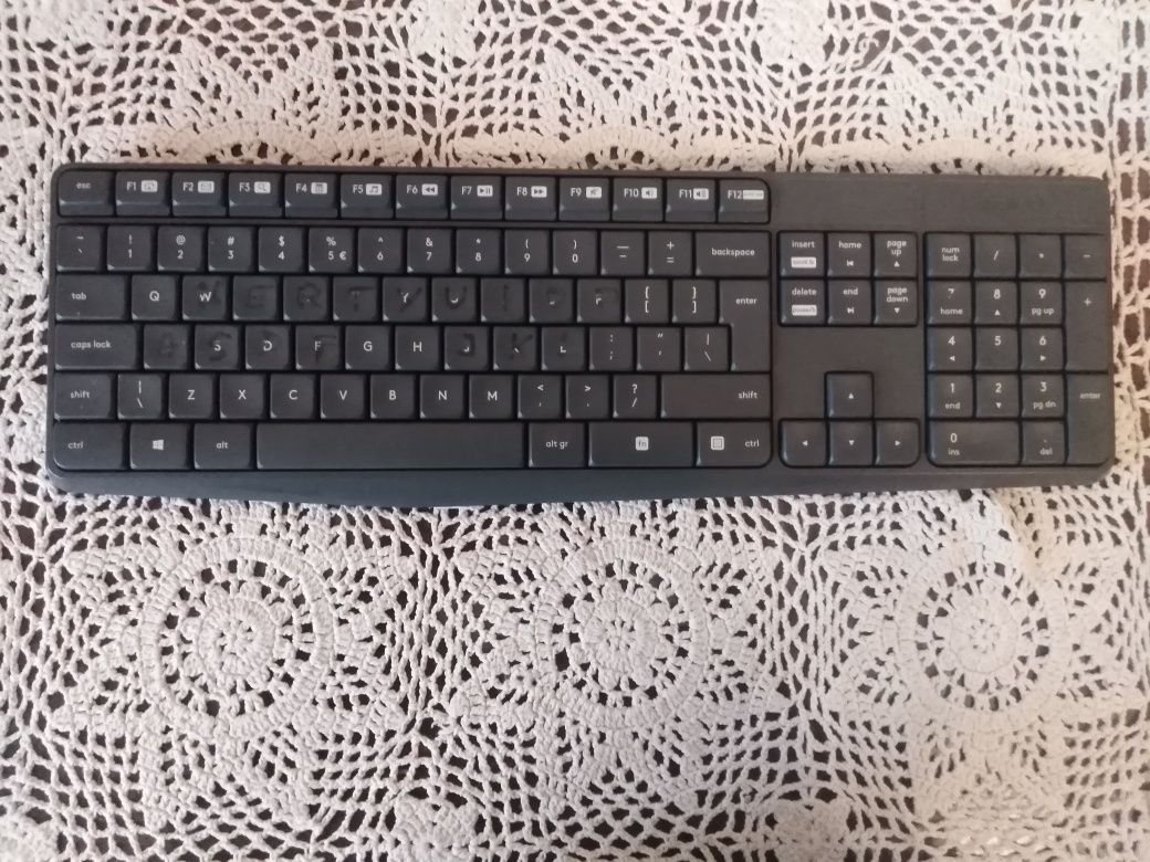 Klawiatura bezprzewodowa LOGITECH Y-R0036