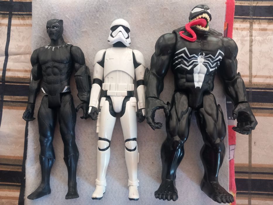 Bonecos grandes com 30cm