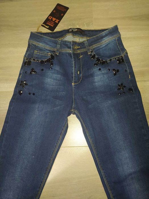 Джинси жіночі демісезонні р. 28
