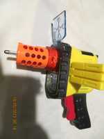 игрушка пистолет  бластер Flashlight