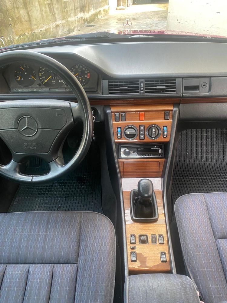 Mercedes w124 200e 16v