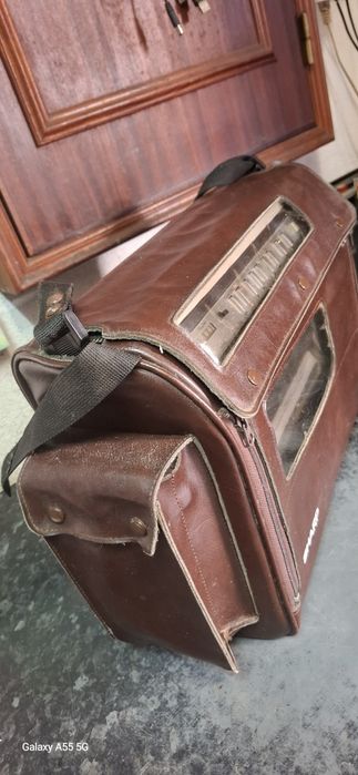 Gravador portátil de VHS Sharp