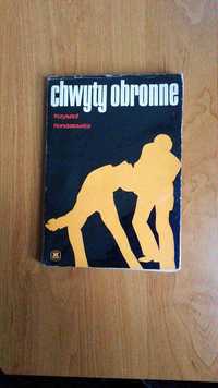 "Chwyty Obronne", autor: Krzysztof Kondratowicz.