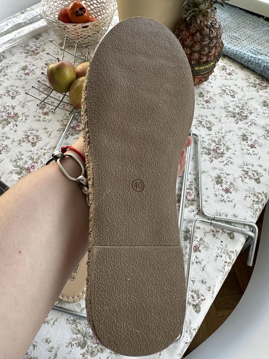 Летние тапочки -шлепанцы