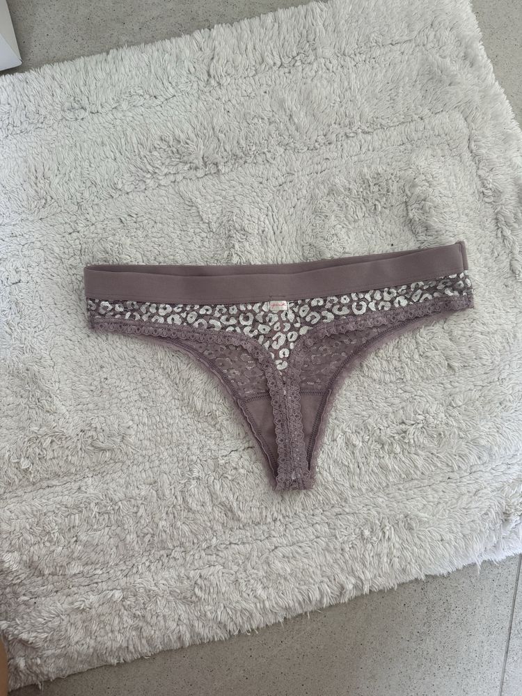 Majtki stringi victoria’s secret xs nowe z metkami