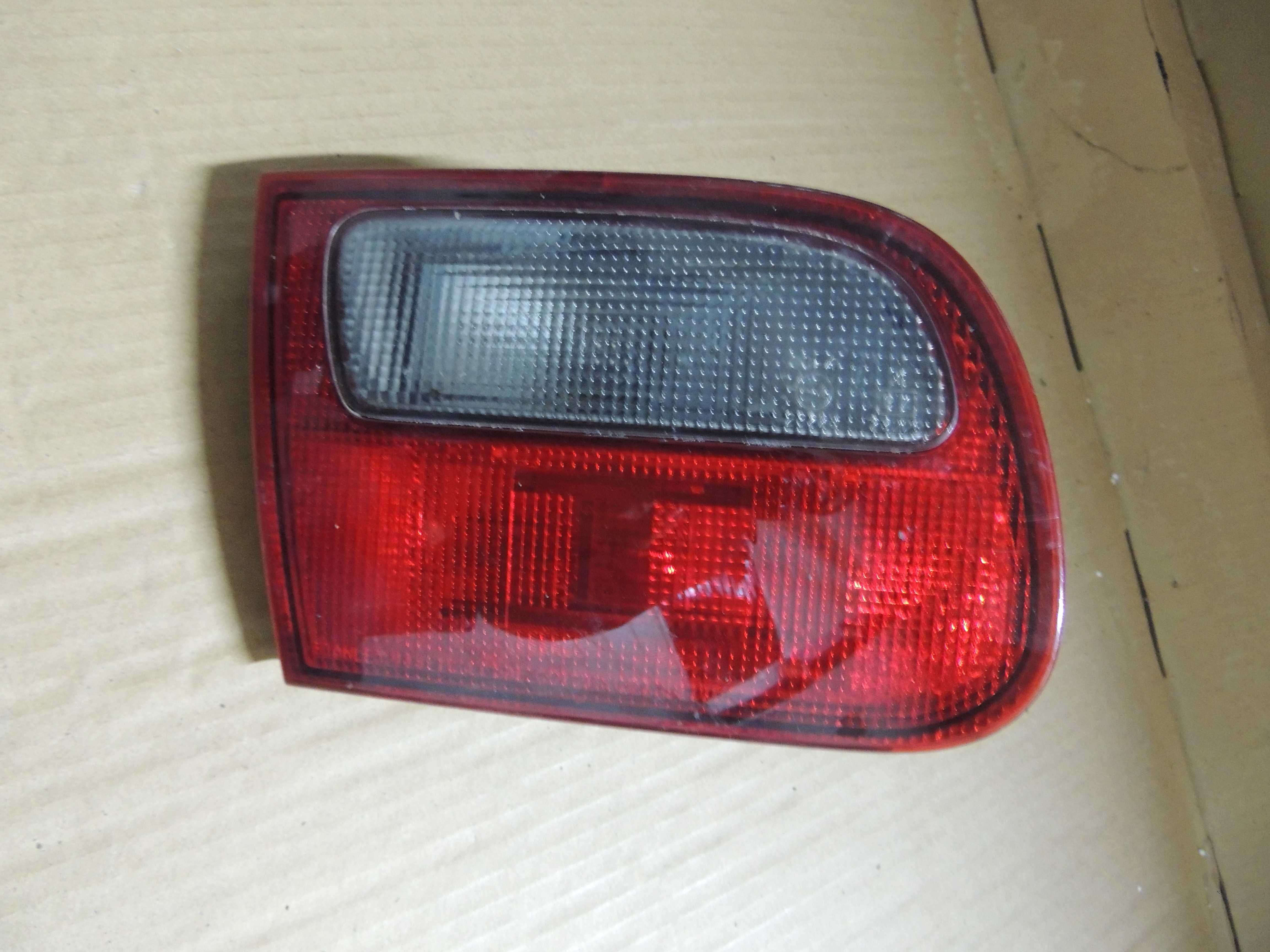 Lampa tył tylna prawa europejska w klapę Honda Civic 5 V 92,93-95 3D