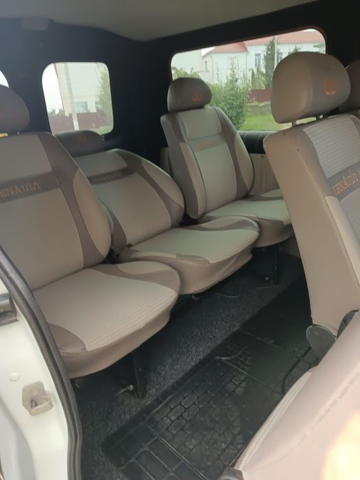 ТЕРМІНОВО Traffic 2.0 tdi 115 довга база