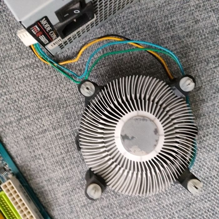 Płyta główna, procesor, pamięć ram i zasilacz