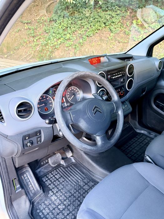 Citroen Berlingo 1.6HDI Cx Automática
