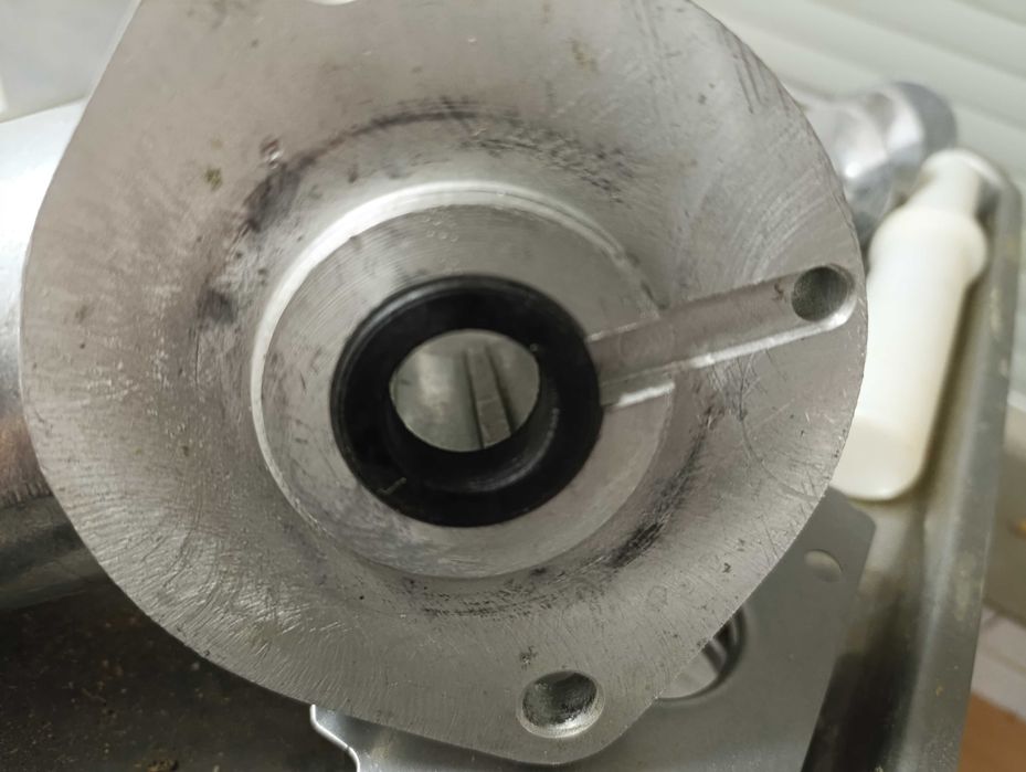 Мясорубка промышленная.НОВАЯ.